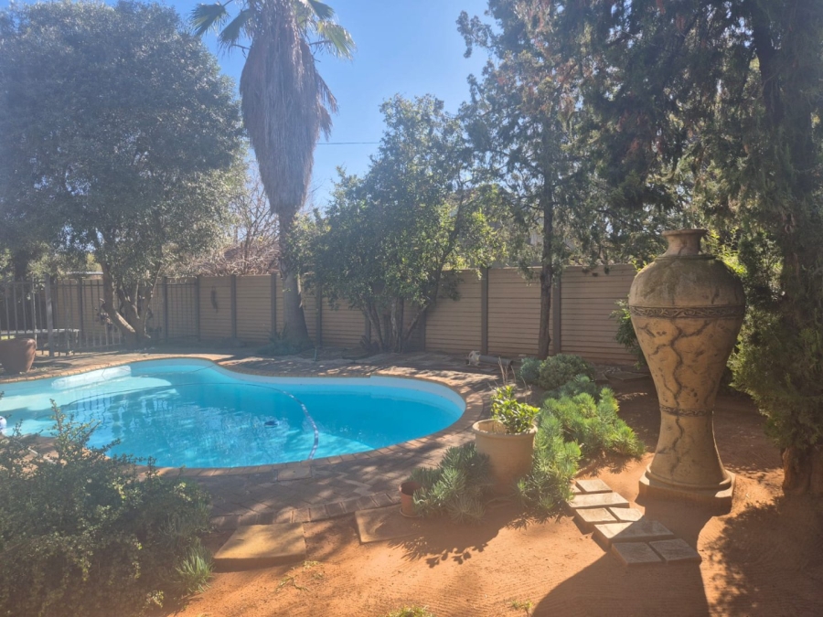 4 Bedroom Property for Sale in Fichardt Park Free State